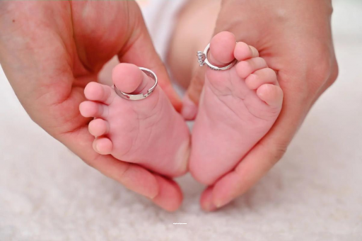 黔西南孕妇两个月肚子疼